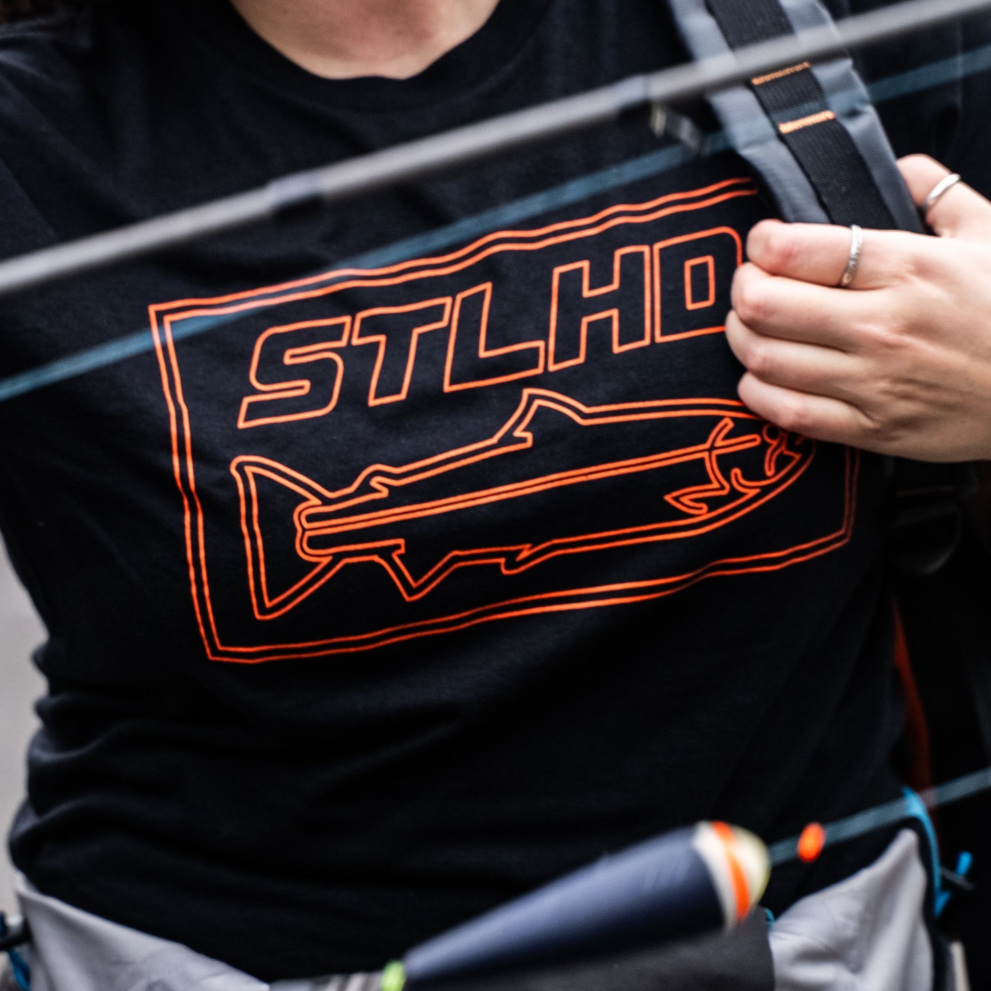 STLHD Men’s Outline T-Shirt