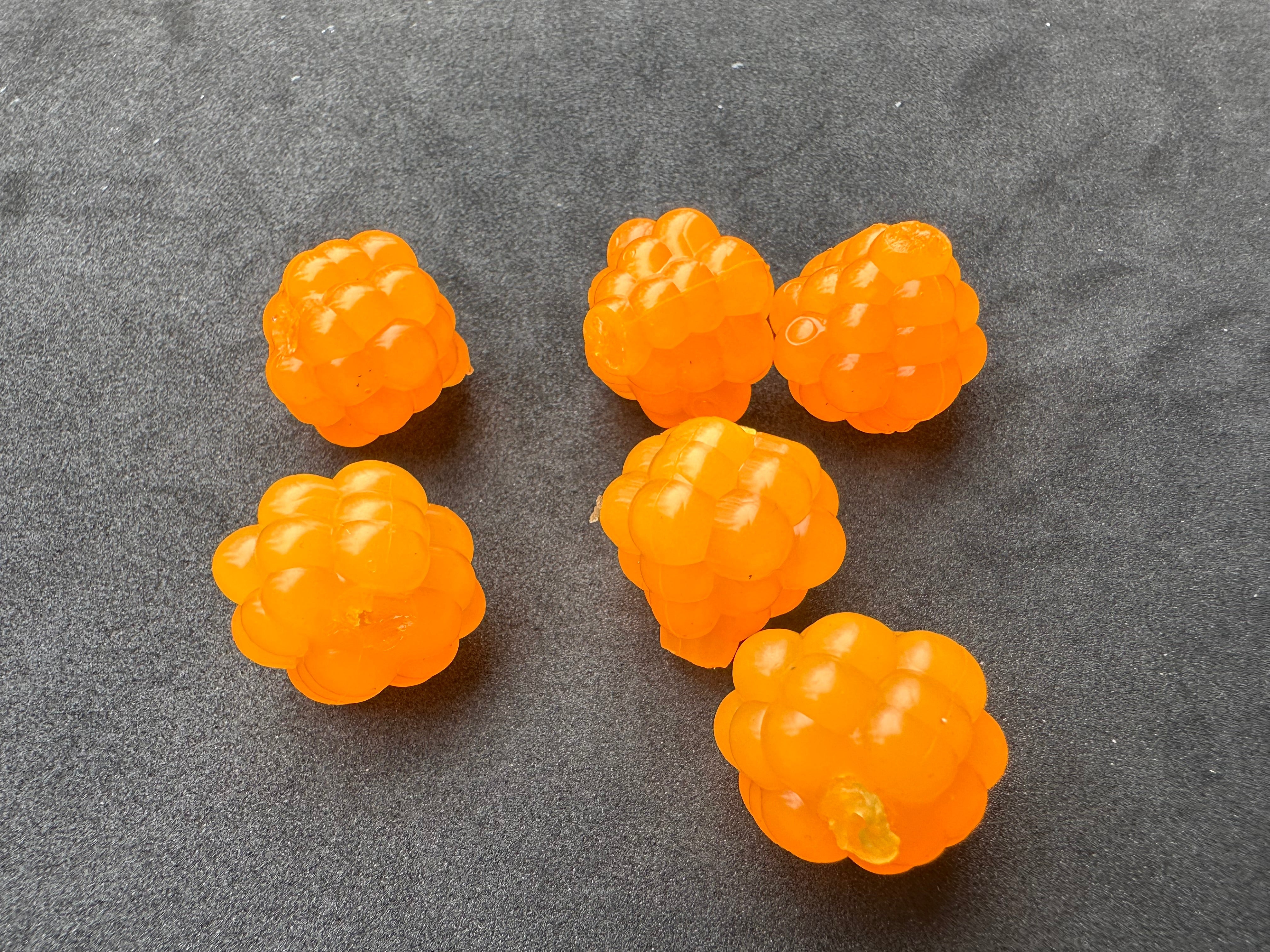 VIP Outdoors Soft Cluster "Nat Orange"  22mm - 6 Pack